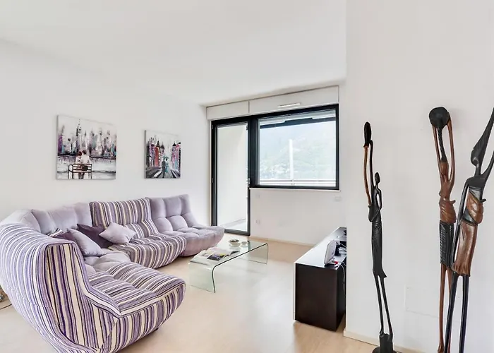 Guesthost - La Perla - X6 With Ac And Garage! *